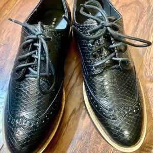 Madden Girl G-Class Women Oxford Leather Lace-up Shoes